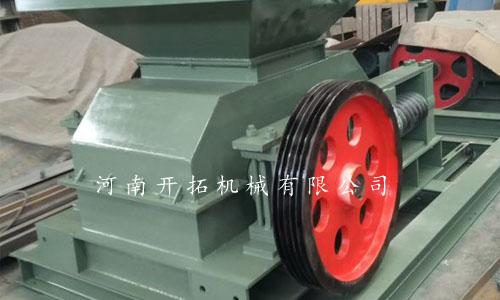 双齿辊式破碎机