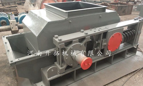 双齿辊式破碎机